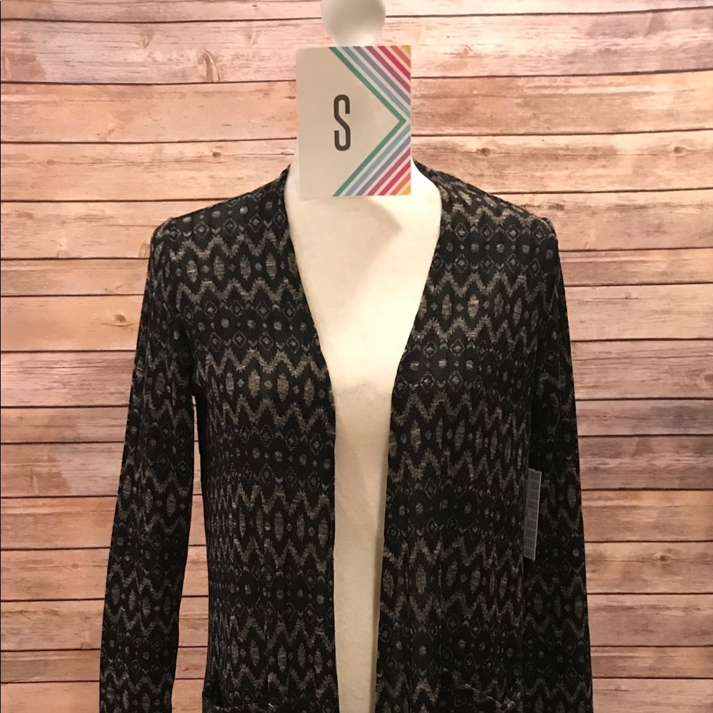 Small LuLaRoe Sarah